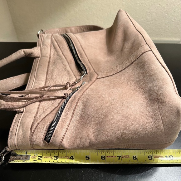 JJ Winters Zoey Tote. NWOT - Picture 10 of 12